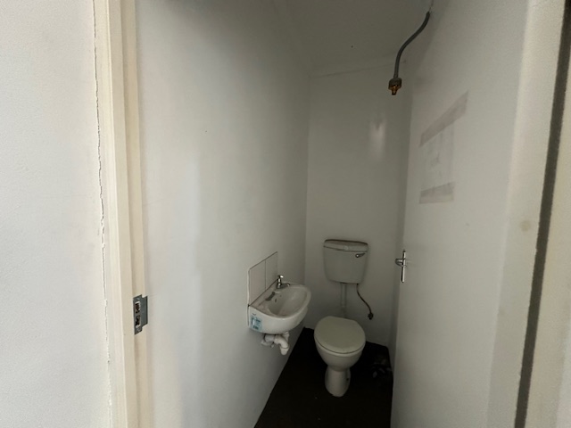 To Let commercial Property for Rent in Maitland Western Cape